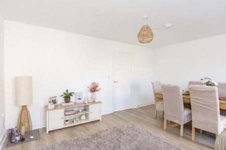 (Lounge/Diner Photo Two)