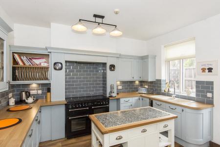 Kitchen (Main House)