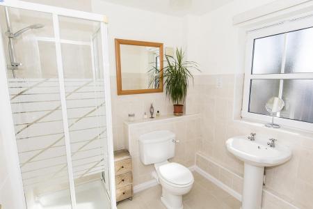 Master En-Suite