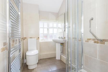 Main Shower Room