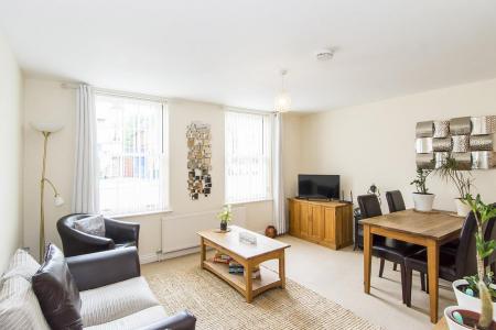 (Lounge Diner Photo Two)