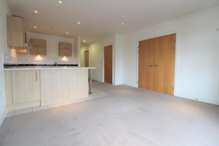 Open Plan Lounge / Kitchen