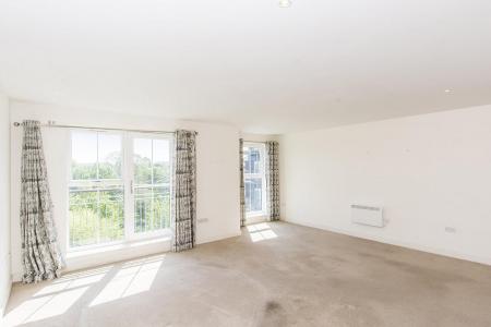 Living/Dining Area