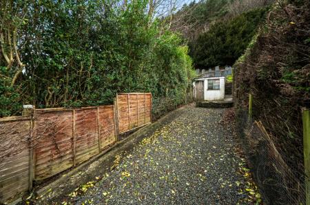 1392870-15-694313...