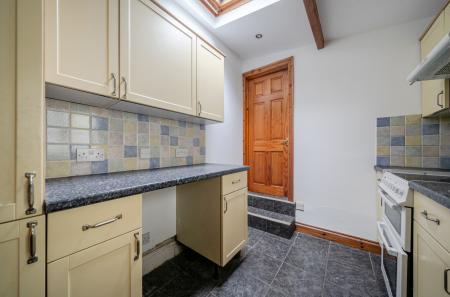 1392870-5-6943133...