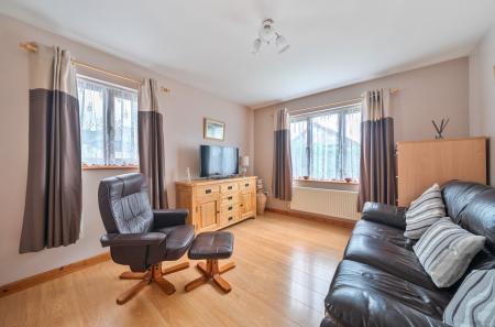 1369791-47-68fa25...