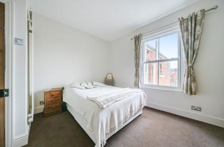 1385156-18-693869...