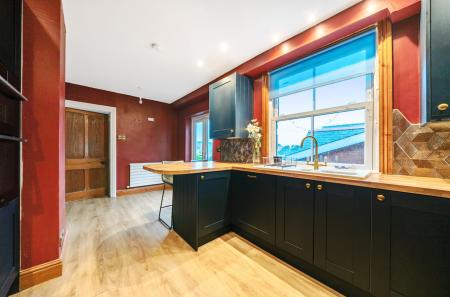 1385156-5-6938694...