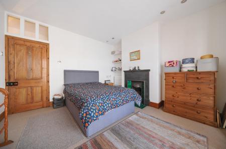 1385156-20-693869...