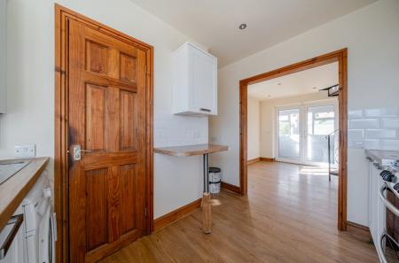 1431012-20-69b928...