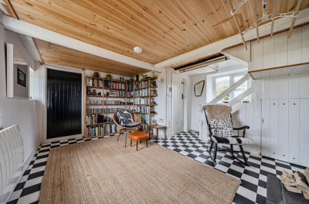 1406398-17-6994c1...