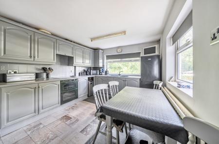 1329216-20-688784...