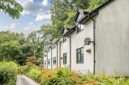 1329216-1-6887806...