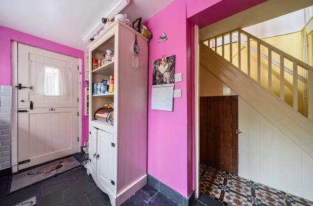 1335746-8-689e0ae...