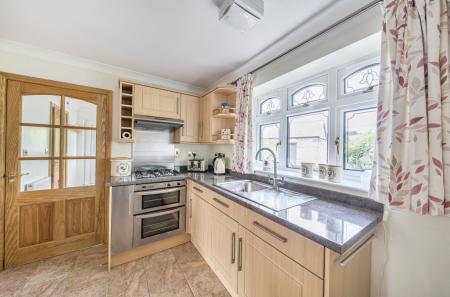 1340286-17-68a714...