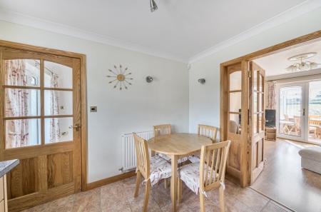 1340286-13-68a715...