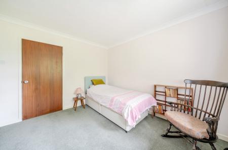 1343664-15-68b06d...