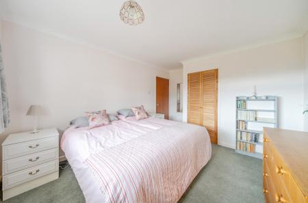 1343664-11-68b06d...