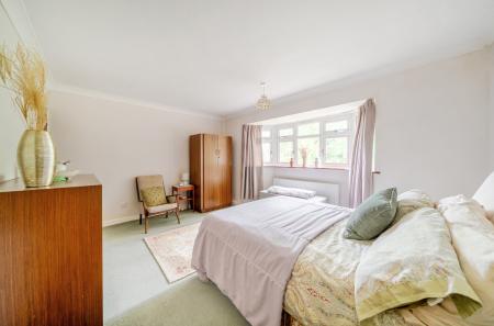 1343664-13-68b06d...