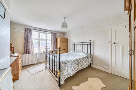 1348182-13-68c034...