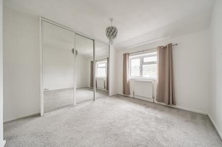 1364779-15-68ee8f...