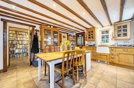 1362197-2-68e4131...