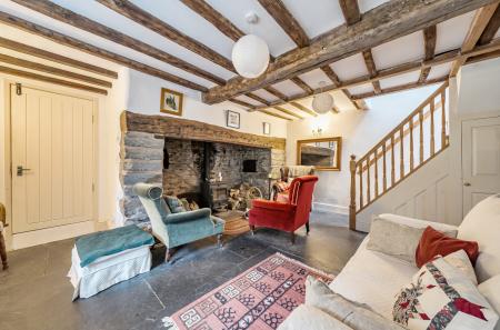 1362744-5-68ee923...