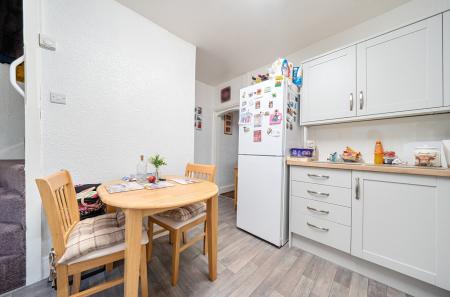 1401923-14-6970f6...