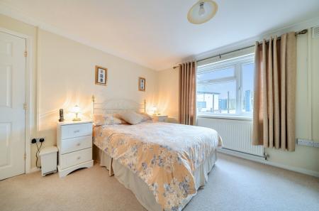 1396639-14-6970f7...