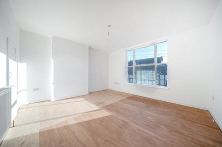 1404083-11-697a85...