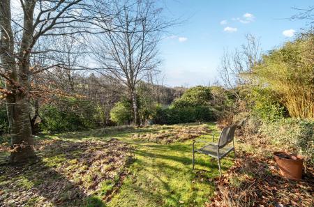 1403382-16-697a85...