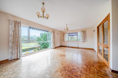 1401709-16-697258...