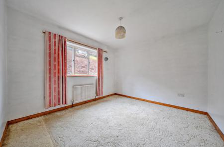 1401709-9-6972586...