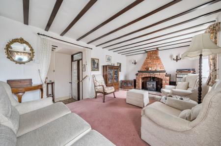 1409981-11-698b3d...