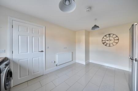 1429029-11-69b95a...