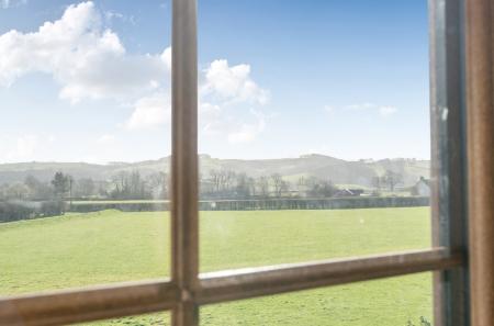 1429029-5-69b958f...