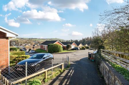 1429435-18-69b9cb...