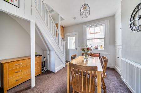 1432602-11-69c42a...