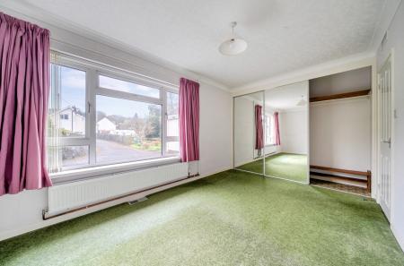 1433867-3-69cc21f...