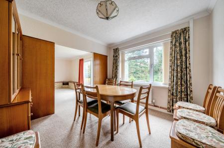 1433867-9-69cc221...