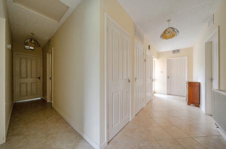 1433867-11-69cc22...