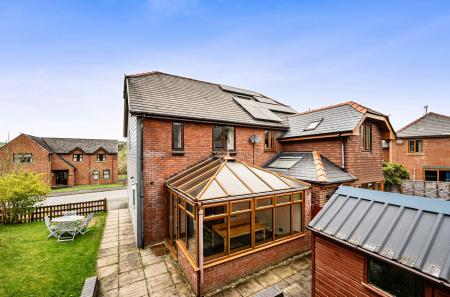 1442685-3-69de777...