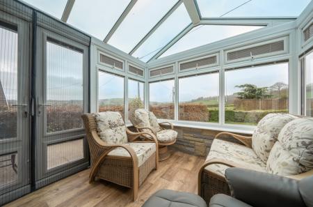 1435805-12-69d80b...