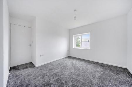 1384460-17-692d96...