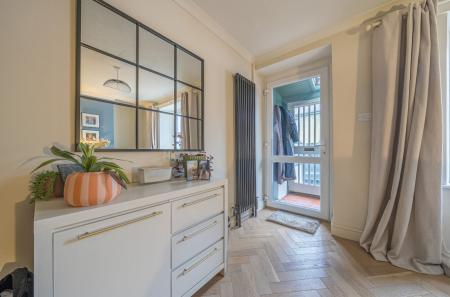 1386032-10-69386a...