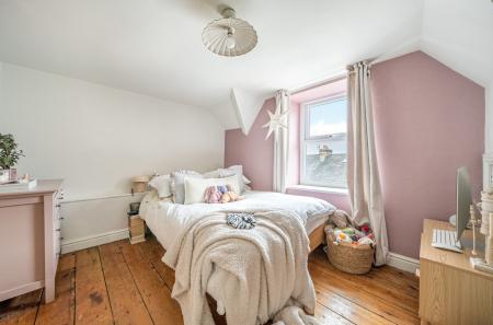 1386032-18-69386a...