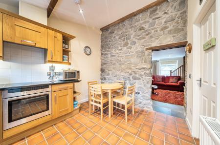 1407317-14-69809e...