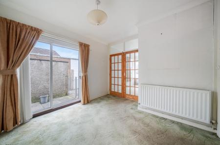 1405874-18-6980d9...