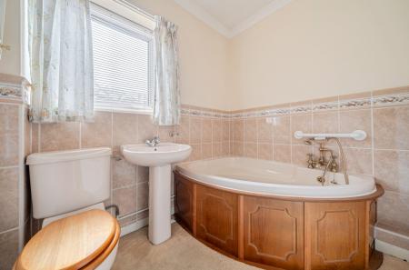 1405874-17-6980d9...