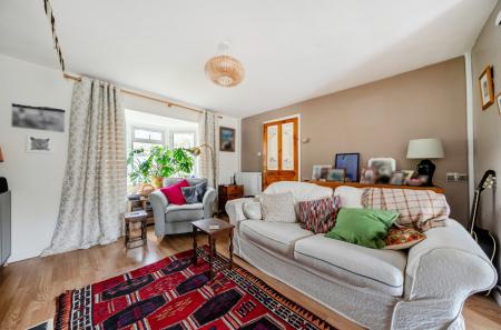 1411012-10-698a51...